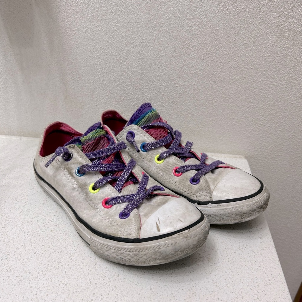 Colorful Girls Converse Sneakers! Unique and adorable! size 2